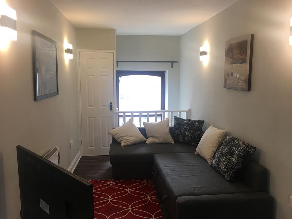 Apartment Lipton Court, Temple Bar, 2, Ireland Dublin